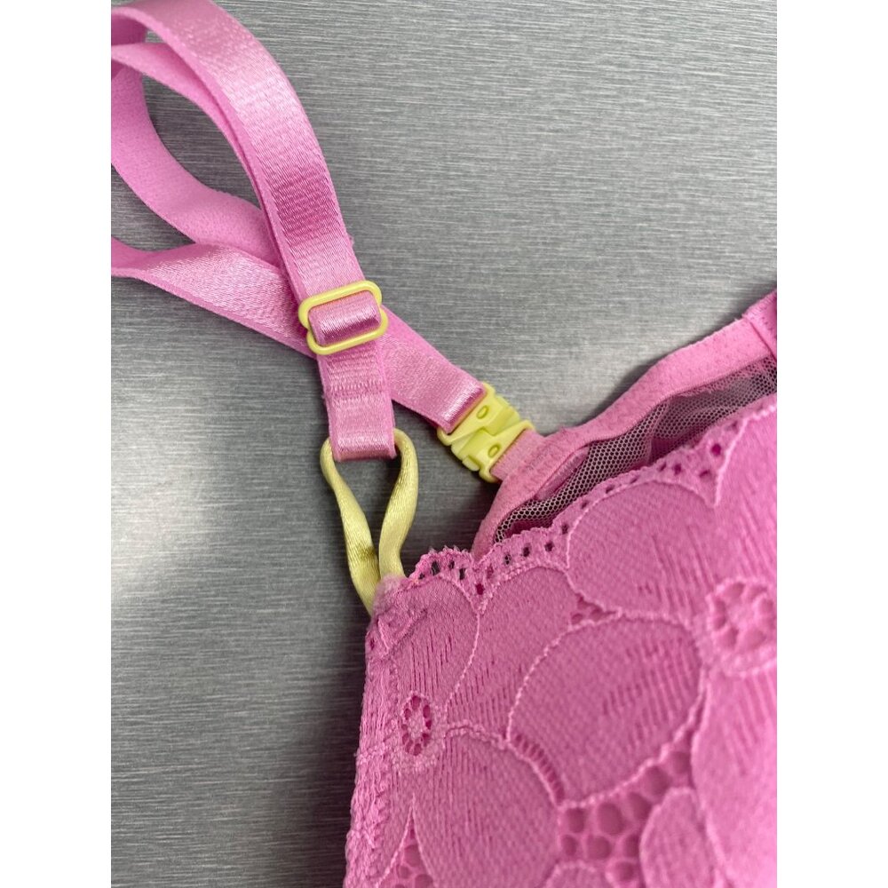 Victoria’s Secret Sexy Tee Push-Up  Lace Bra 38C - Picture 2 of 13